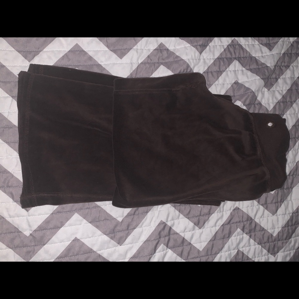 brown sweatpants